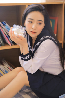 向连仓士献上纯洁
